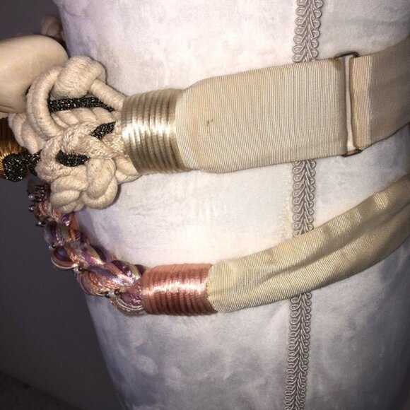 Lot of Two Carolyn Tanner Vintage Adjustable Belts - Picture 3 of 9